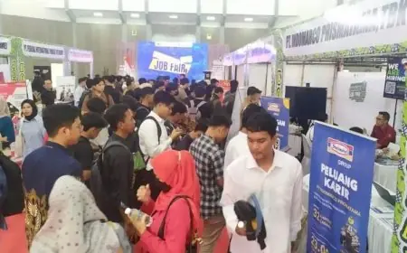 Disnaker Gresik Gelar Job Fair 2026, Lulusan SMA-SMK Jadi Prioritas Rekrutmen