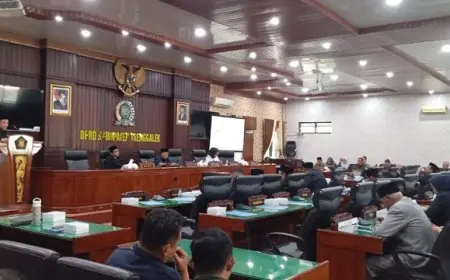 Resmi Sahkan Perda LPJ APBD 2025, Pemkab Trenggalek Lakukan Relaksasi Pajak UMKM