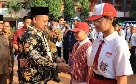 MPLS 2026 di Gresik Resmi Dimulai, Bupati Yani Tekankan Sekolah Ramah dan Antiperundungan