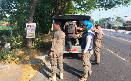 Satpol PP Lamongan Kembali Amankan 10 Pengemis, Sebagian Berasal dari Luar Daerah