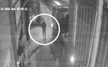 Aksi Maling Gasak Speedometer Truk Kontainer di Sukodadi Lamongan Terekam CCTV