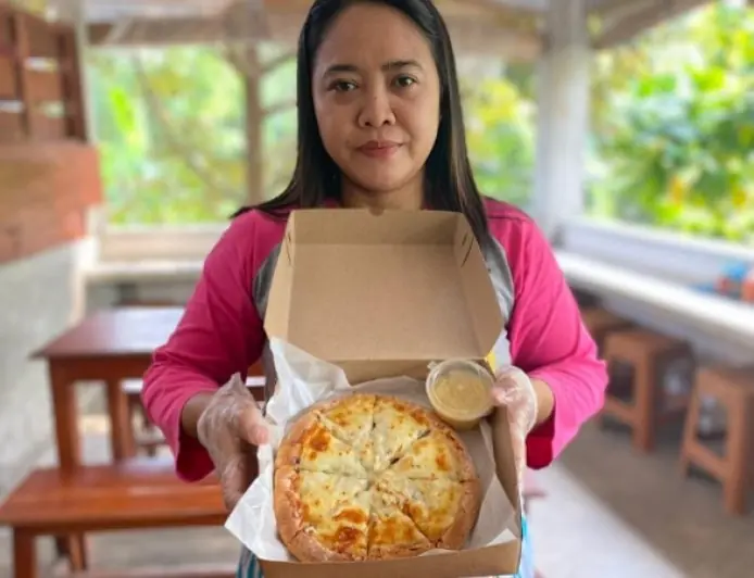Menyulap Durian Wonosalam Jadi Pizza Manis Legit