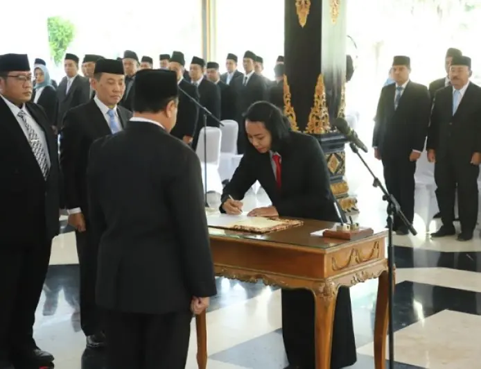 Bupati Jombang Lantik 81 Pejabat Administrator dan Pengawas, Tekankan Integritas dan Kolaborasi