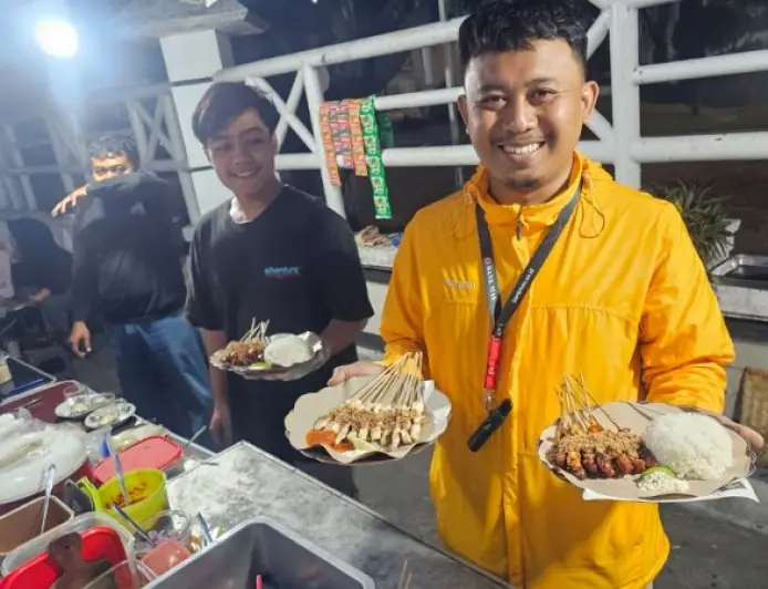 Mencicipi Sate Taichan Pedas Manis di Kedai SateQ Jombang