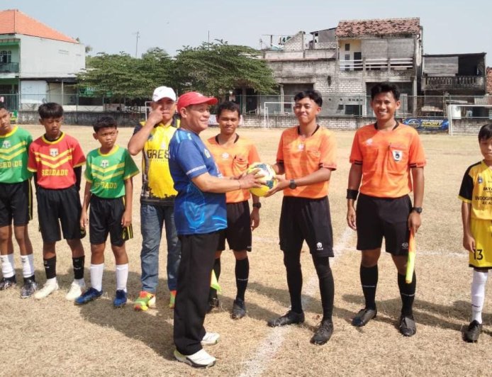 Sempat Dihentikan Terkait Perizinan, Kompetisi Piala Soeratin Gresik U-13 dan U-15 Kembali Bergulir