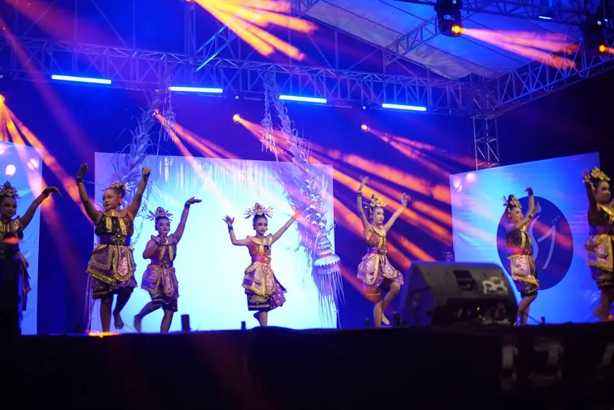 Spektakuler! Pagelaran Seni  "Gulo Klopo"  Jombang  Sedot Ribuan Pengunjung