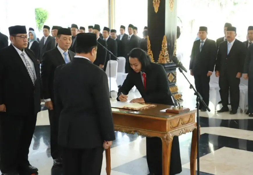 Bupati Jombang Lantik 81 Pejabat Administrator dan Pengawas, Tekankan Integritas dan Kolaborasi