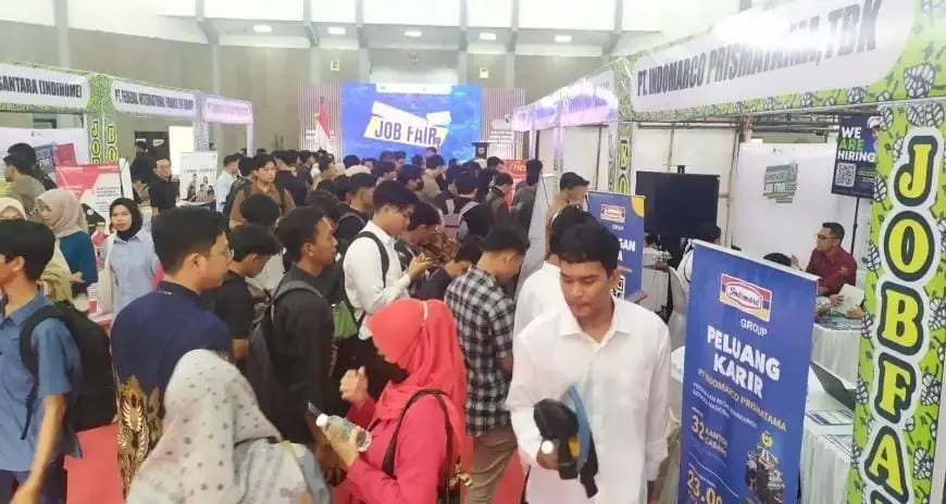 Disnaker Gresik Gelar Job Fair 2026, Lulusan SMA-SMK Jadi Prioritas Rekrutmen