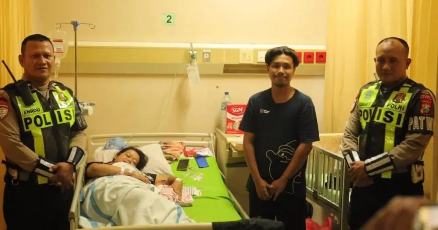 Aksi Heroik Sirene Patroli Satlantas Polres Gresik, Kawal Ibu Melahirkan Hingga Selamat ke RSUD Ibnu Sina