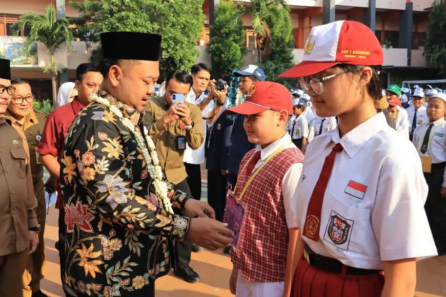 MPLS 2026 di Gresik Resmi Dimulai, Bupati Yani Tekankan Sekolah Ramah dan Antiperundungan