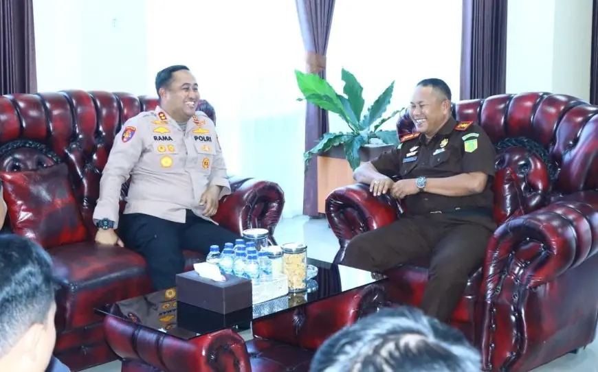 Kapolres Gresik Sambangi Kejari, Bahas Penguatan Sinergi Penegakan Hukum