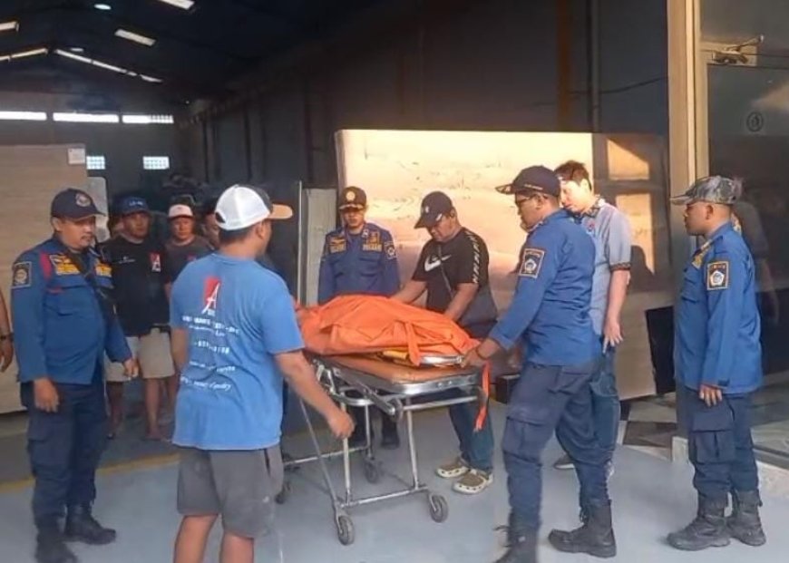 Laka Kerja Pekerja di Driyorejo Gresik Tewas Tertimpa Marmer, Evakuasi Dramatis Hampir Satu jam