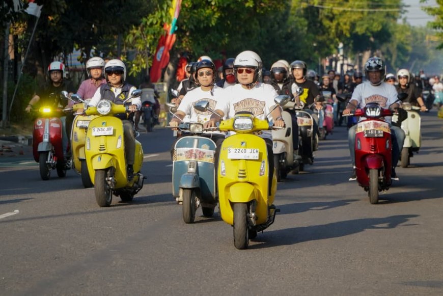 Satu Vespa Sejuta Saudara, Pak Yes dan Mas Dirham Geber Vespa Day 2026