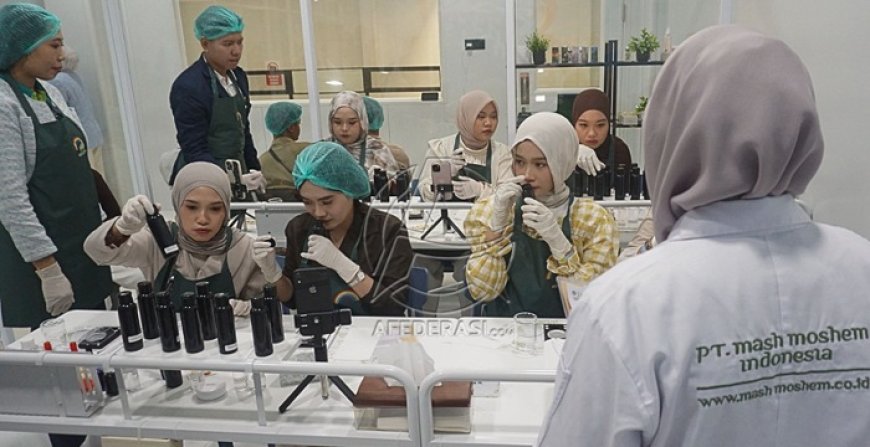 Dorong UMKM Kecantikan, Mash Moshem Ajak Puluhan Influencer Mataraman Bedah Industri Kosmetik