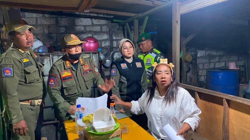100 Personel Gabungan Razia Kafe di Gresik, 10 Pemilik dan 40 Penjaga Jalani Tes Narkoba-HIV